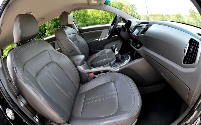 Kia Sportage cena 39900 przebieg: 194000, rok produkcji 2011 z Duszniki-Zdrój małe 529